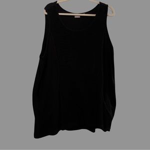 Chicos black ribbed front sleeveless tunic 32 inches long. Size 4